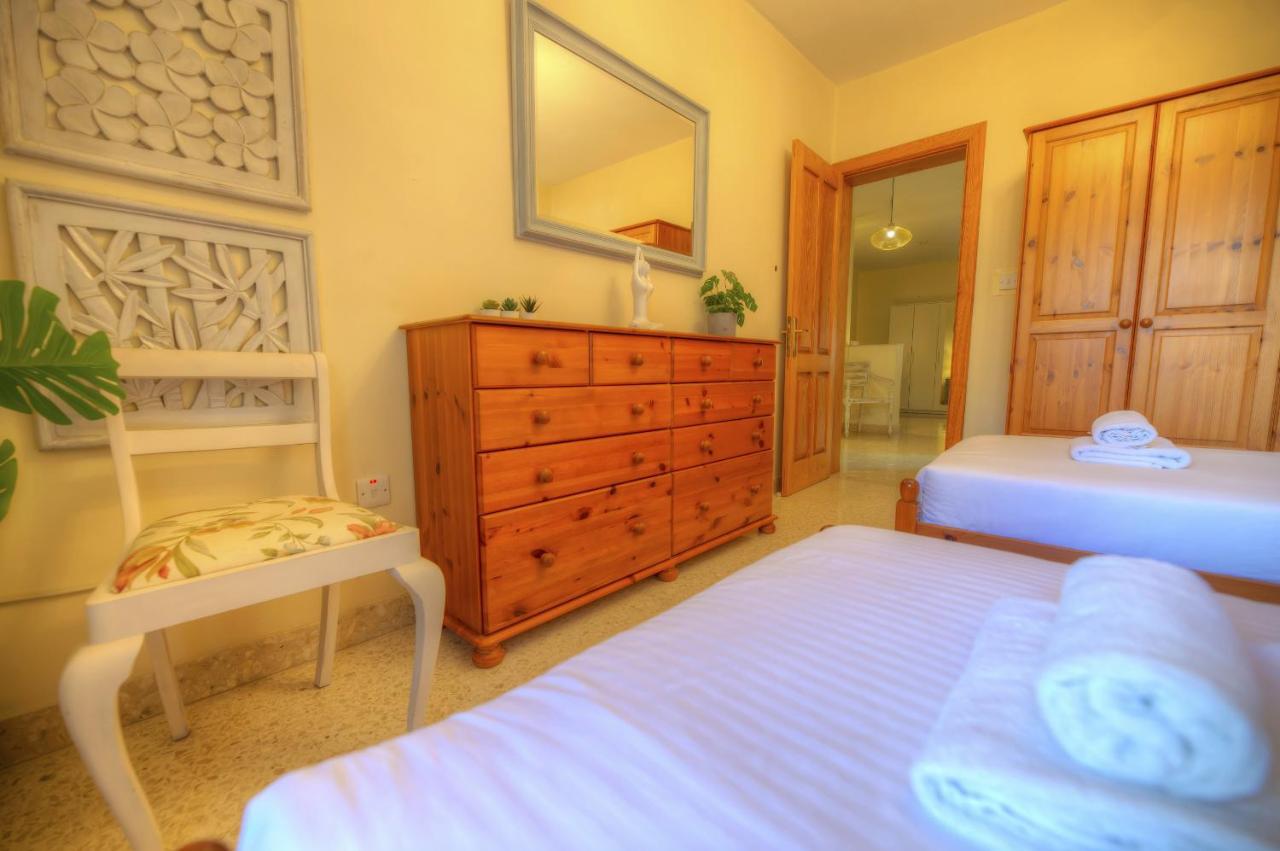 Large And Bright Apartment In The City Centre Goslm-2 Sliema Ngoại thất bức ảnh